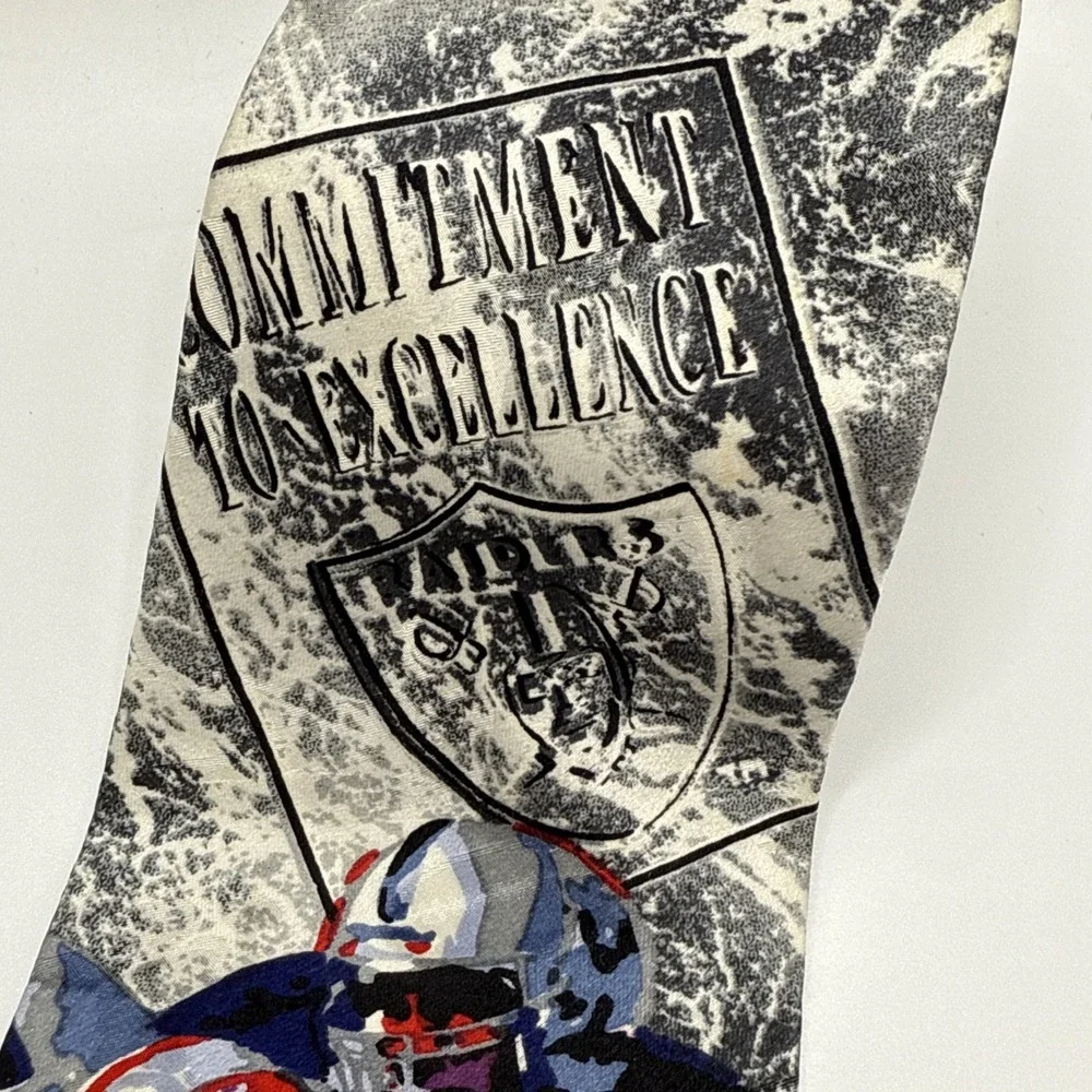 Vintage Team NFL Oakland Raiders ACF West Silk‎ Neck Tie